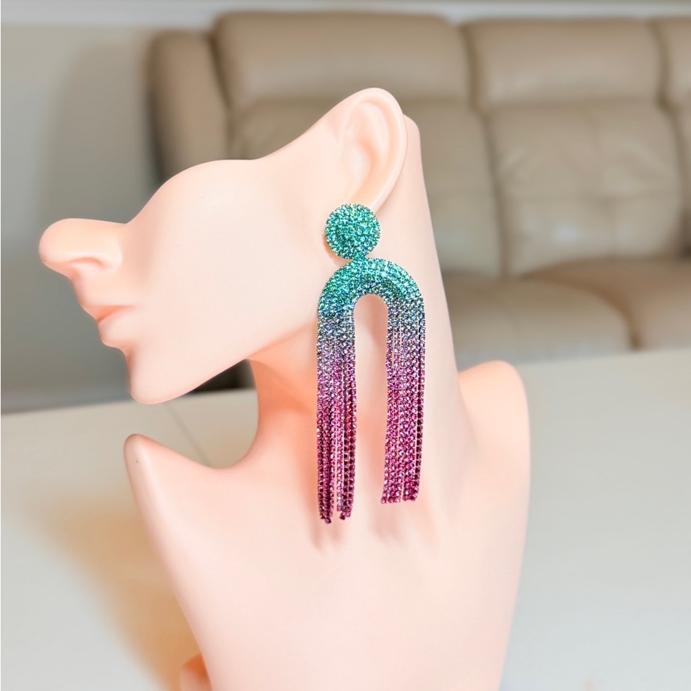 ⚜️ Elegant Spring Pink and Green Ombre Earrings - Picture 3 of 10